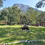 Sea Valley 3*