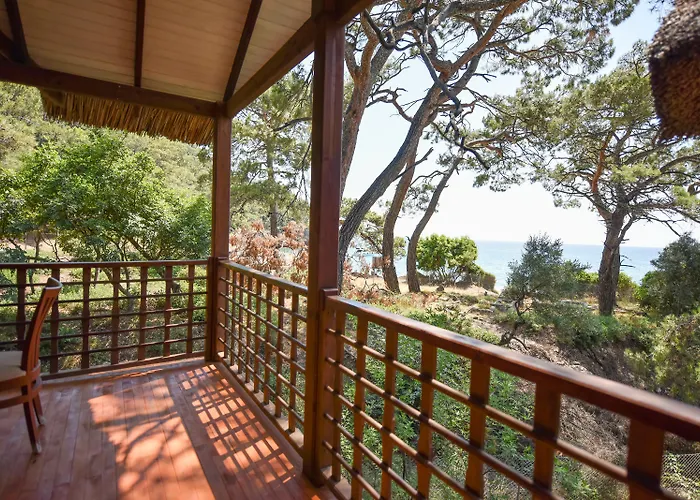 Sea Valley 酒店 法拉尔雅