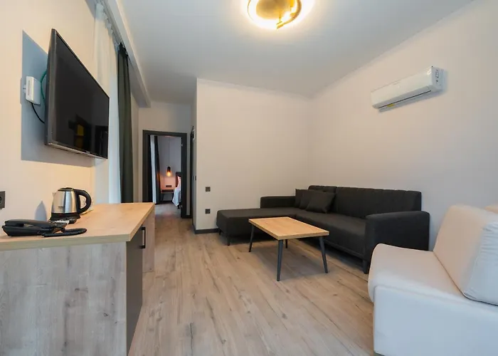 Sea Valley 酒店 法拉尔雅